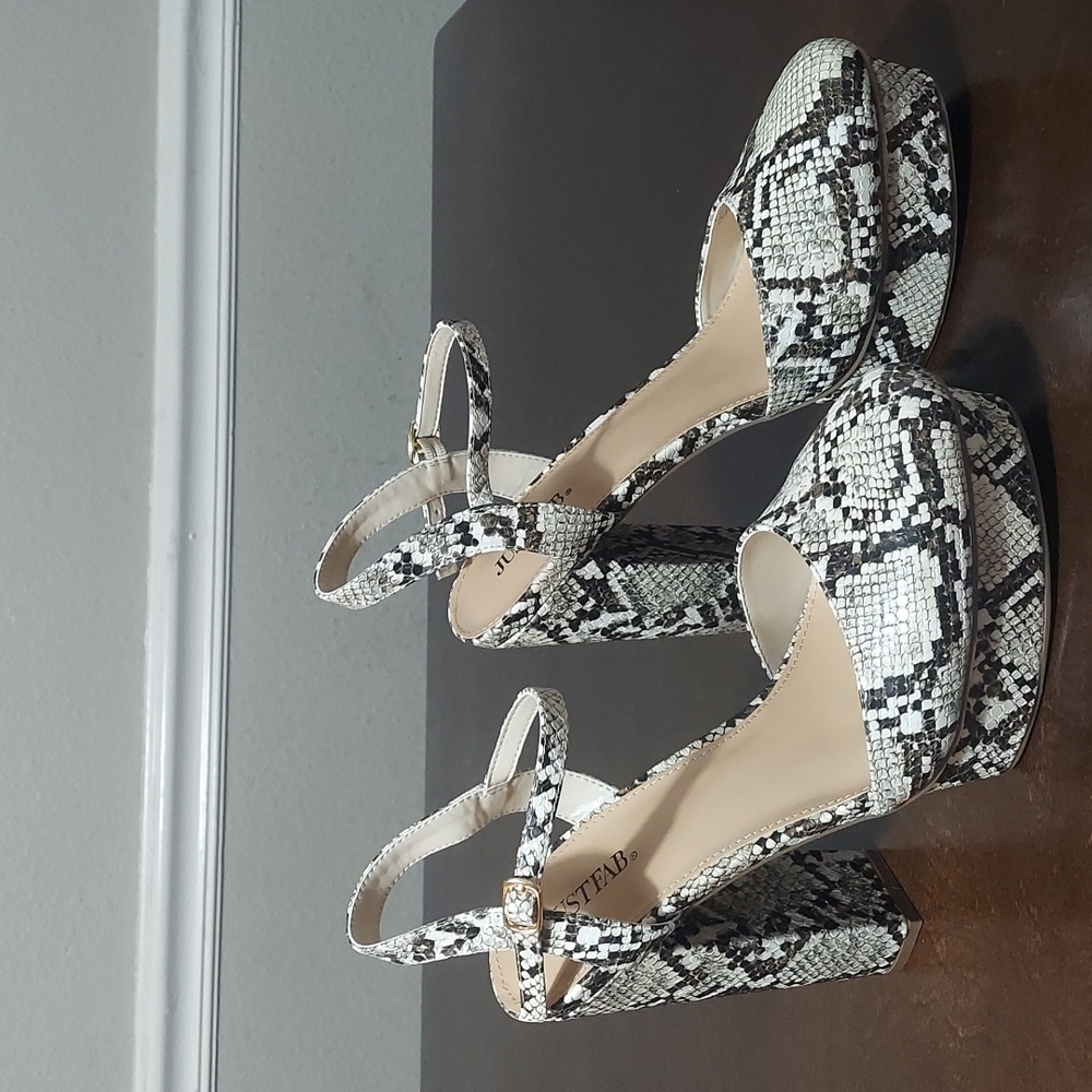 JustFab Natural Snakeskin Platform Heels